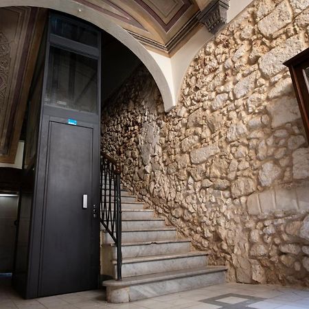 Corner Cavour Apartment Sassari Exterior photo